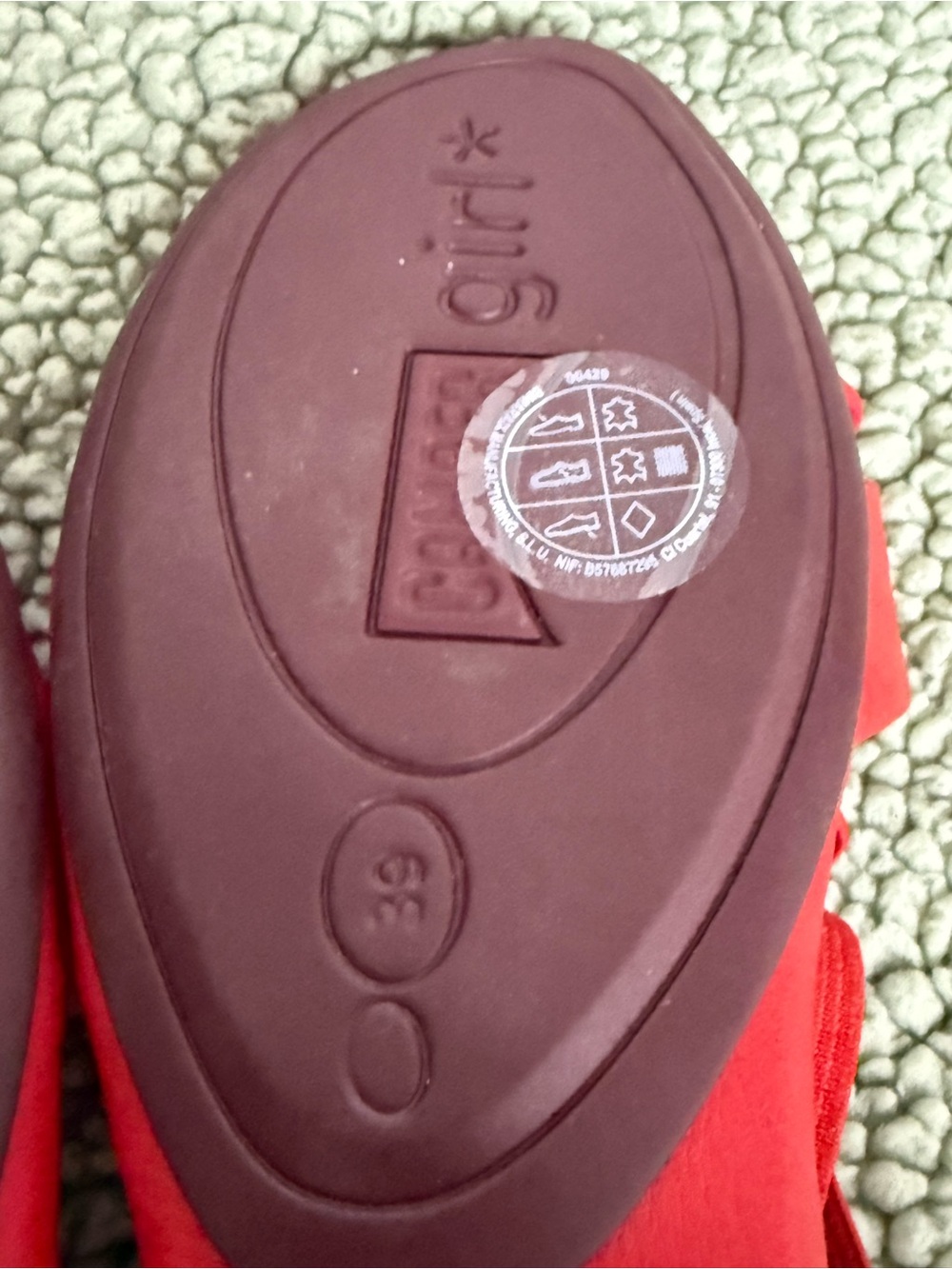 Camper ‘Right’ Red Leather Strappy Sandal Flats - Picture 10 of 10